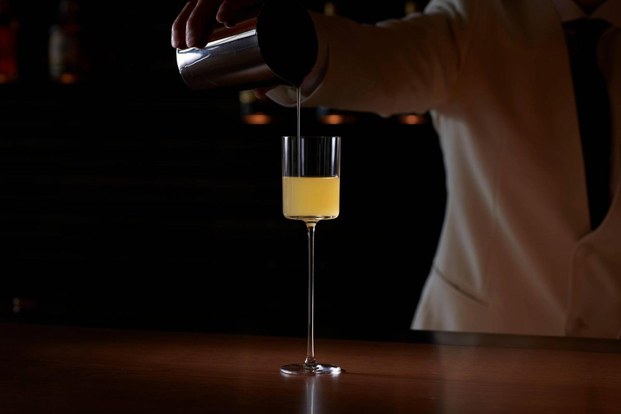 The Ritz-carlton,